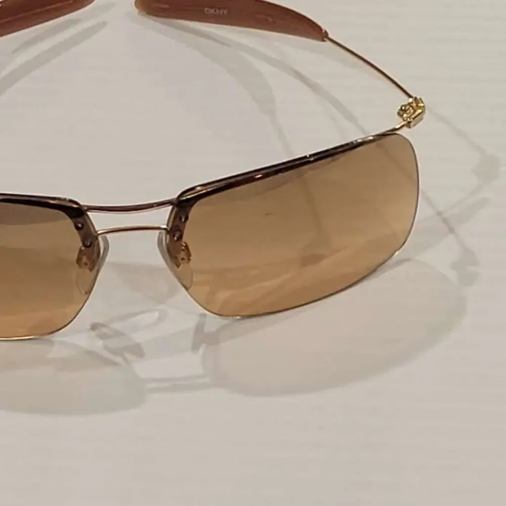 DKNY 7252S 717 Sunglasses 62x14x120 Half rim metal frame